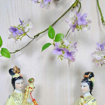 TƯỢNG SỨ TỨ CẦM MEN VÀNG